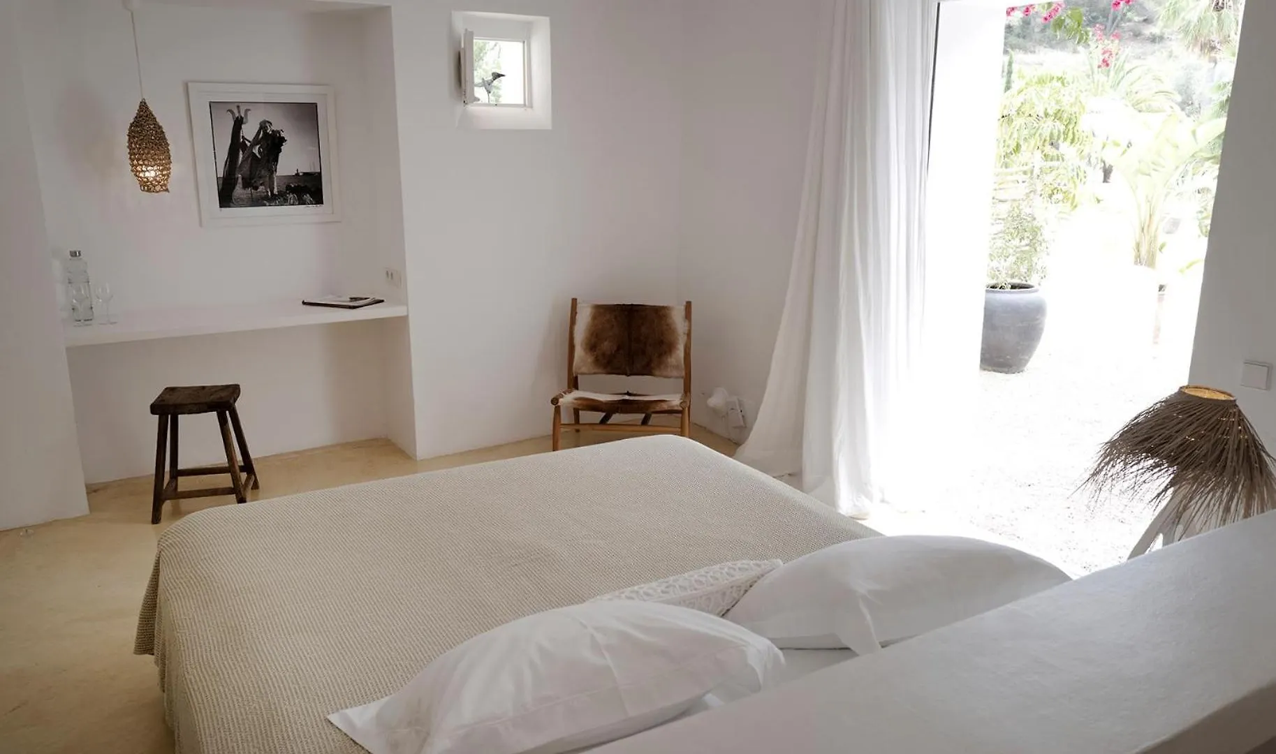 Hotel Pure House Ibiza Sant Jordi de ses Salines 0*,  España